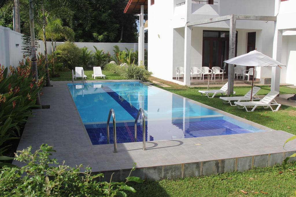 Harris Villa Hikkaduwa Quarto foto