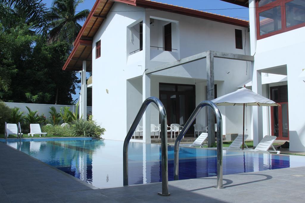 Harris Villa Hikkaduwa Quarto foto